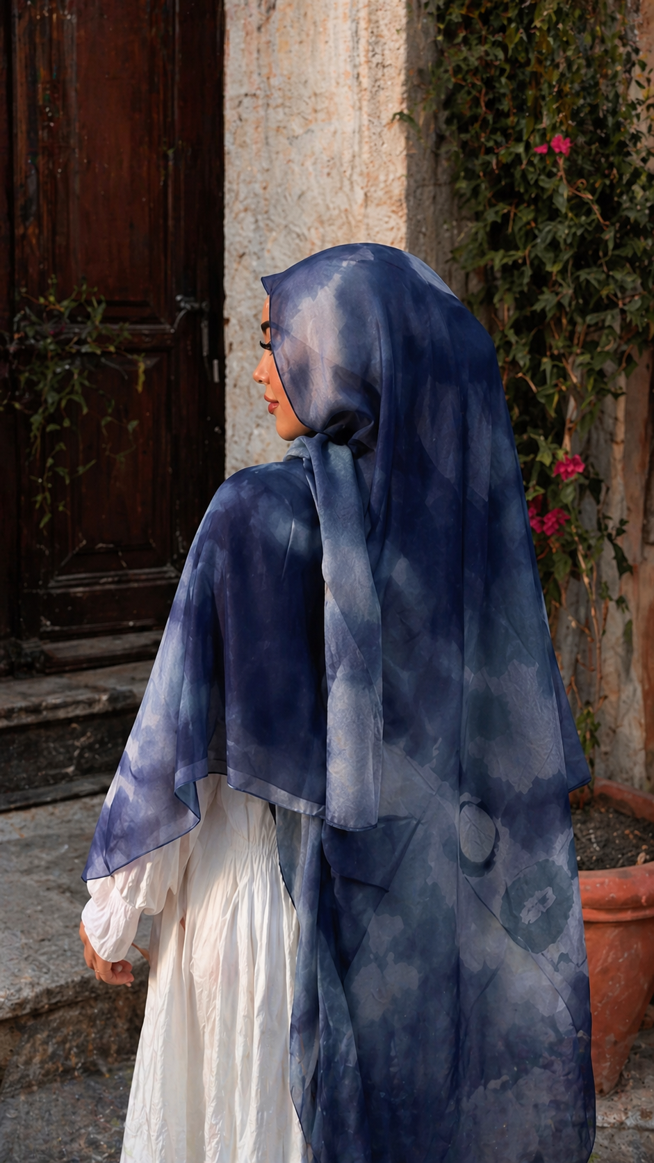 RY12 Navy Blue Abstract Watercolor Hijab Shawl – Sheer Ink Circle Print Women's Head Scarf (80×180cm)