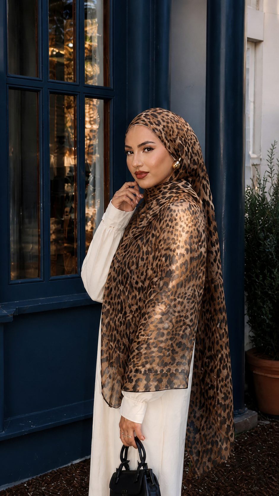 RY23 Leopard Print Hijab Shawl – Caramel Brown & Black Animal Print Women's Head Scarf (80×180cm)