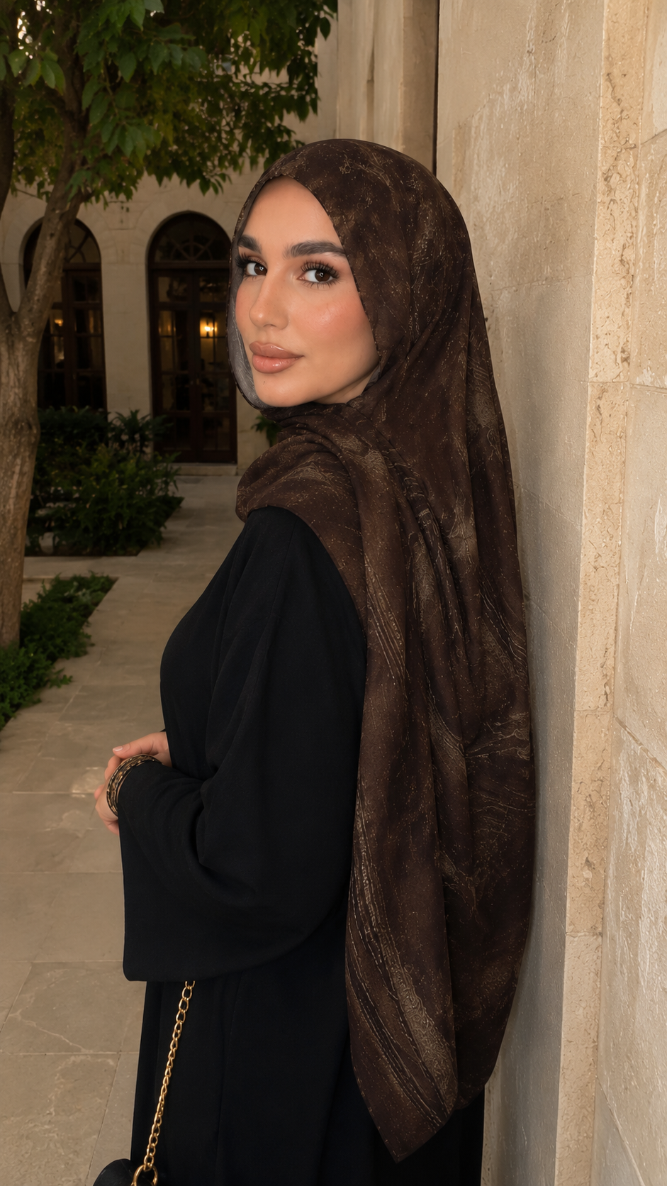 RY52 Dark Brown Gold Metallic Flow Hijab Shawl – Bronze Shimmer Watercolor Women's Head Scarf (80×180cm)
