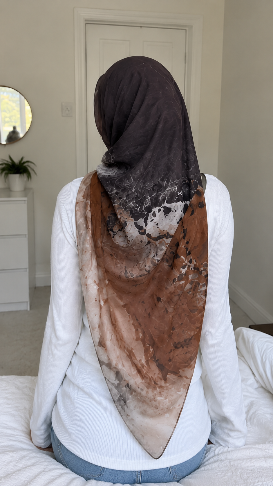 RY58 Charcoal Grey to Camel Brown Ombre Hijab Shawl – Ink Floral Watercolor Women's Head Scarf (80×180cm)