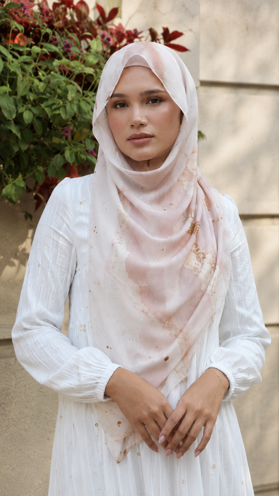 RY60 Ivory White Gold Stardust Hijab Shawl – Watercolor Speckle Women's Head Scarf (80×180cm)