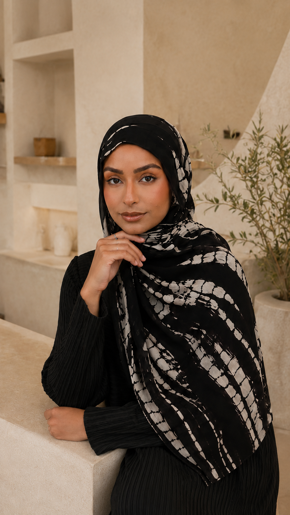 RY83 Black White Tie Dye Shibori Hijab Shawl – Abstract Spot Women's Head Scarf (80×180cm)