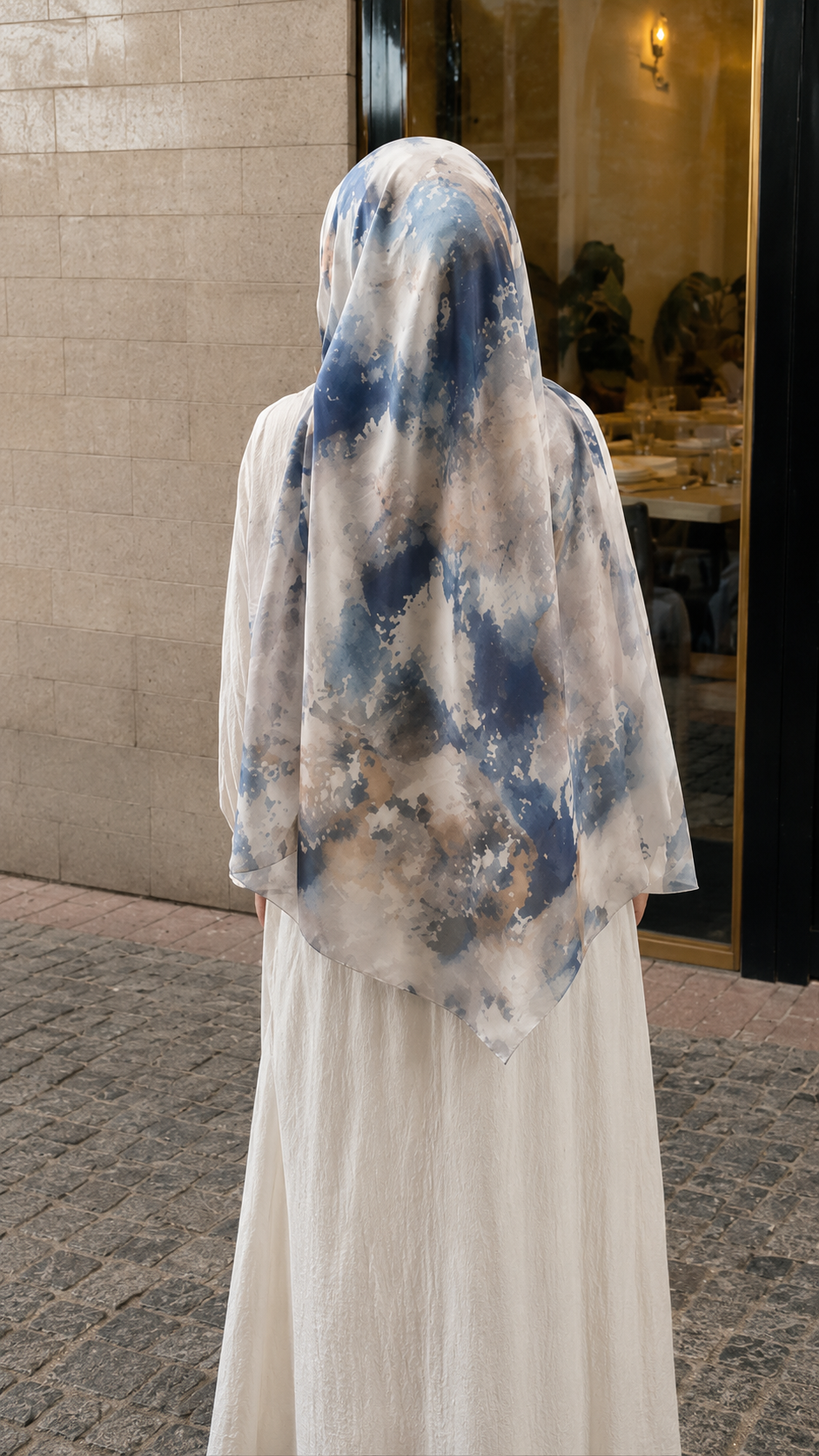RY119 White Grey Blue Gold Abstract Oil Paint Hijab Shawl – Impressionist Women's Head Scarf (80×180cm)