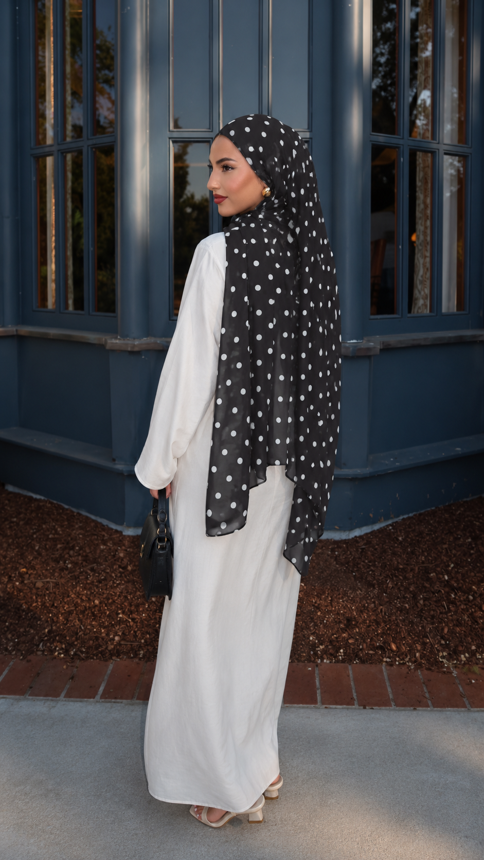 RY221 Black Polka Dot Printed Liquid Jersey Hijab – Soft Premium Drape Scarf