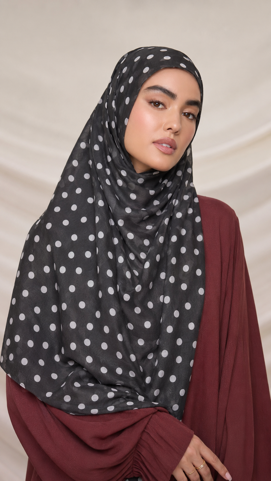 RY221 Black Polka Dot Printed Liquid Jersey Hijab – Soft Premium Drape Scarf