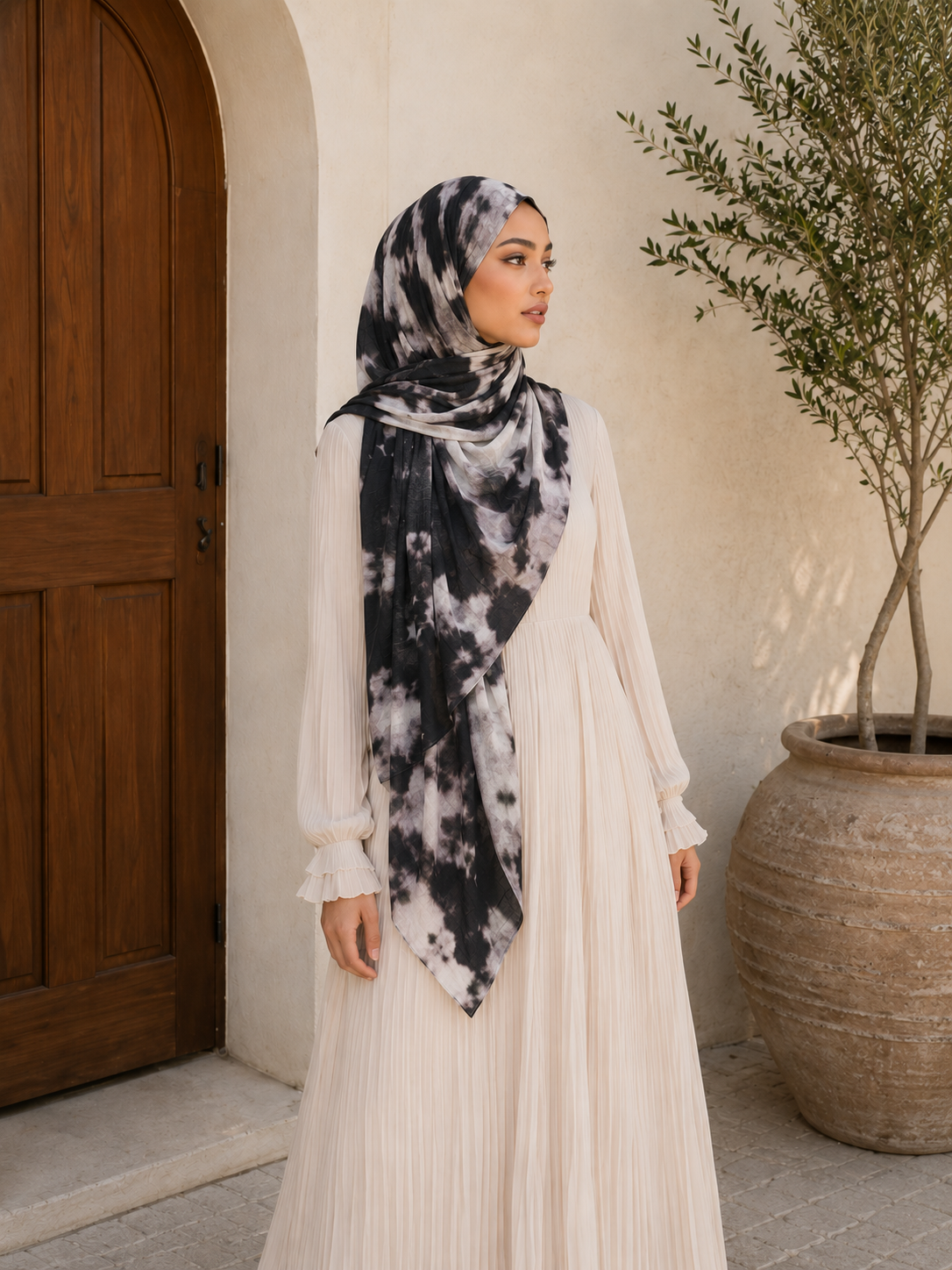 RY417 Black Marble Mercerized Cotton Jersey Hijab – Soft Stretch Scarf