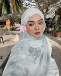 RY36 White Ink Wash Floral Hijab Shawl – Grey Blue Botanical Watercolor Women's Head Scarf (80×180cm)