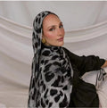 RY149 Silver Grey Black Snow Leopard Print Hijab Shawl – Luxe Animal Women's Head Scarf (80×180cm)