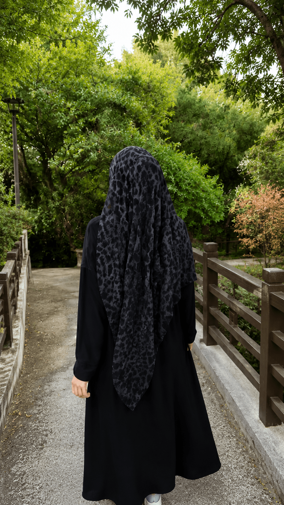 RY141 Slate Blue Black Leopard Print Hijab Shawl – Dark Animal Women's Head Scarf (80×180cm) - Raya
