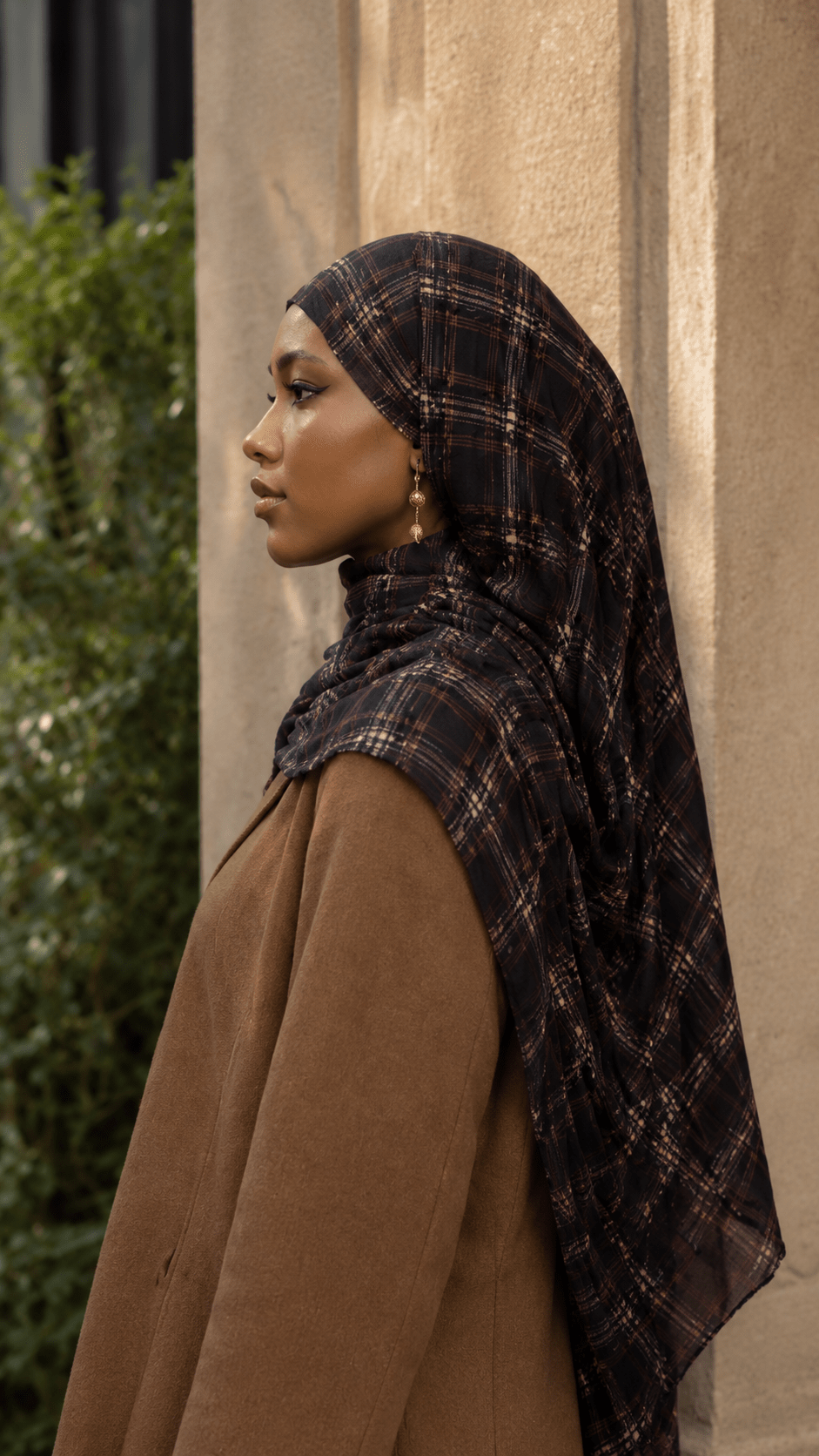RY157 Dark Grey Blue Brown Tartan Plaid Hijab Shawl – British Check Women's Head Scarf (80×180cm) - Raya