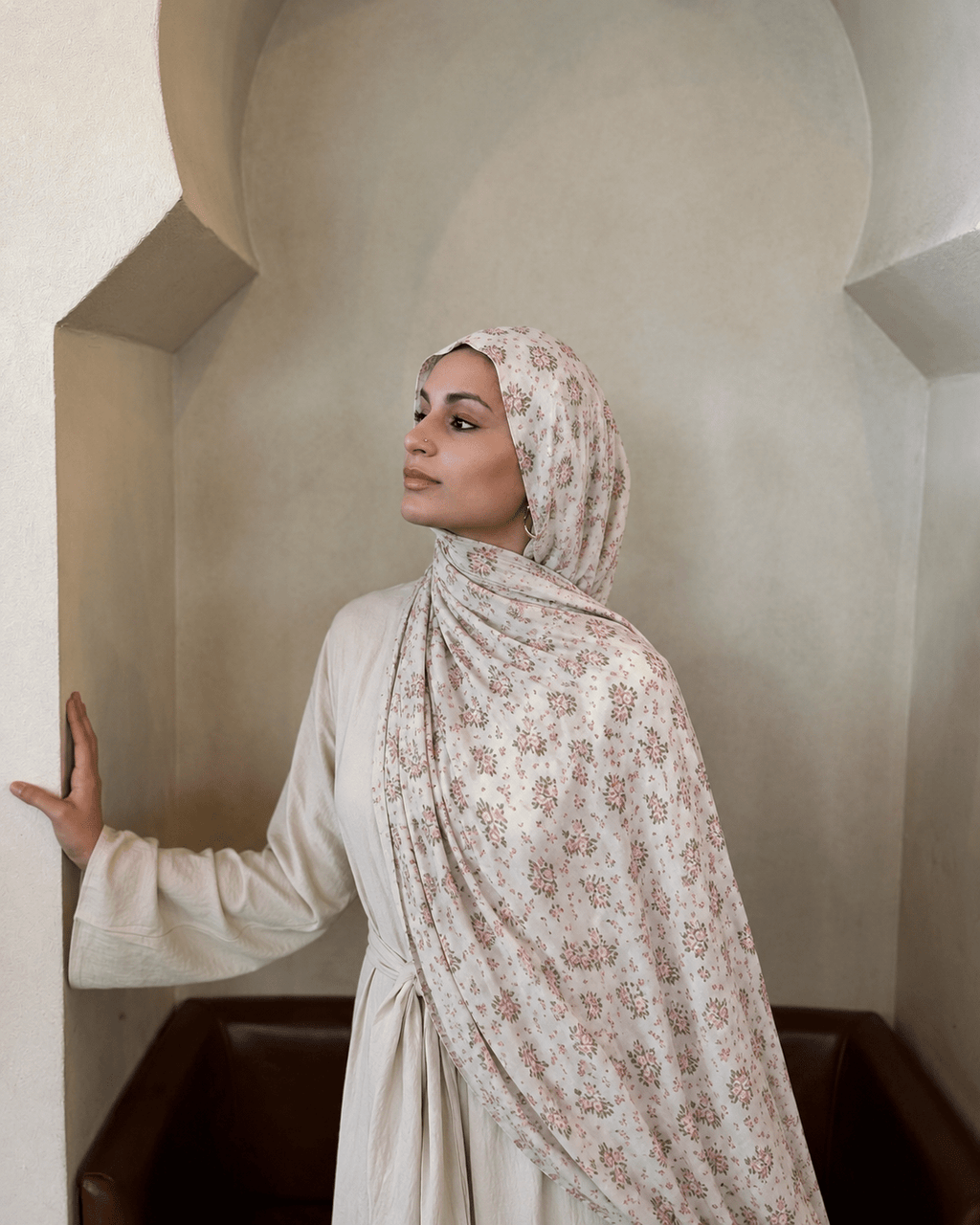 RY401 Ivory Rose Floral Printed Cotton Hijab – Soft Lightweight Scarf - Raya