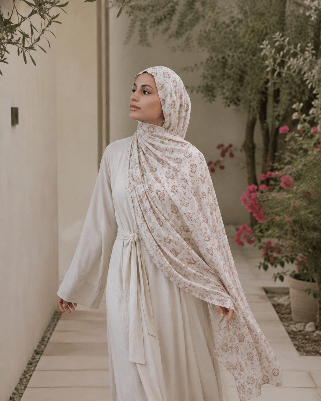 RY401 Ivory Rose Floral Printed Cotton Hijab – Soft Lightweight Scarf - Raya