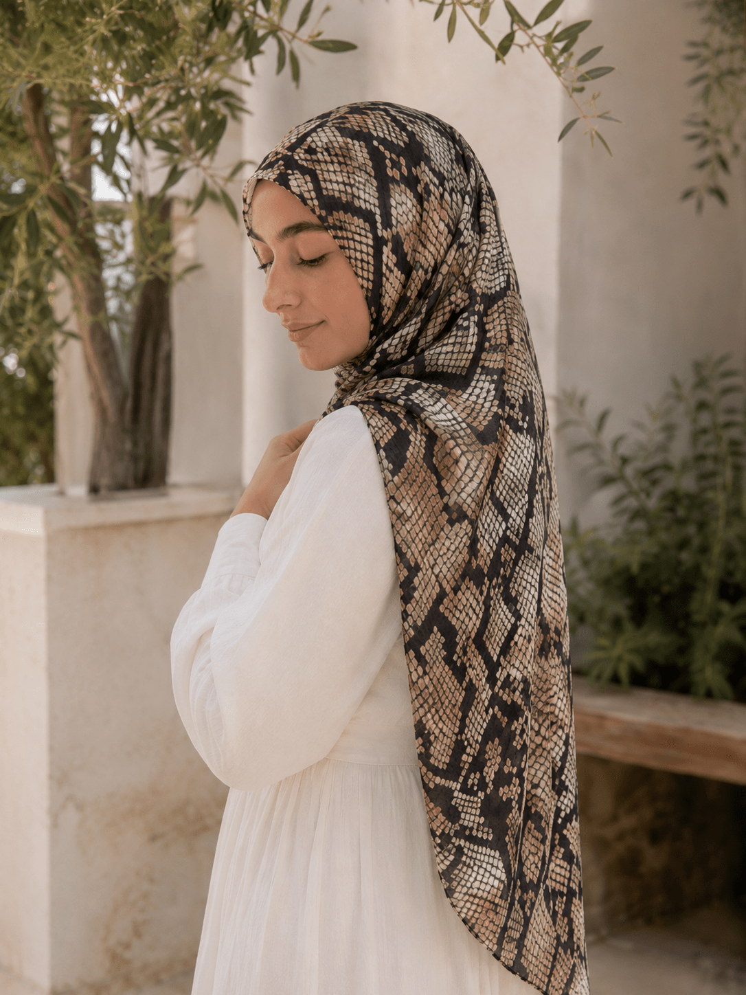RY433 Snakeskin Print Jersey Hijab – Soft Mercerized Cotton Scarf - Raya