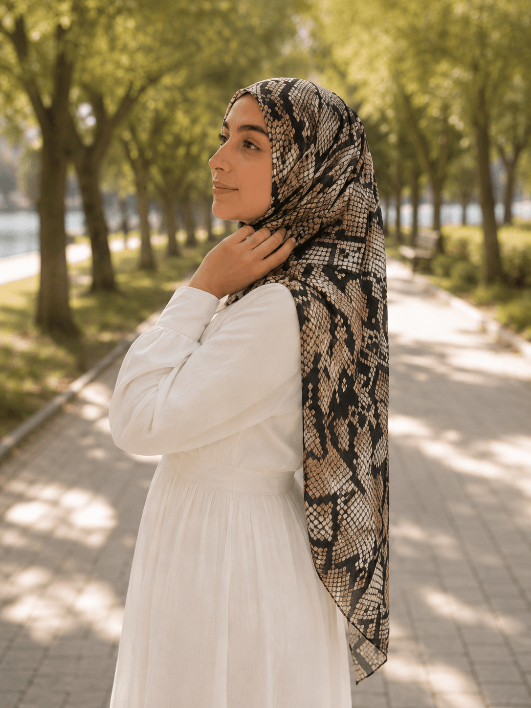 RY433 Snakeskin Print Jersey Hijab – Soft Mercerized Cotton Scarf - Raya