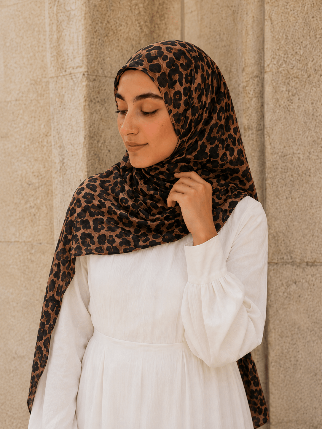 RY434 Leopard Print Jersey Hijab – Soft Mercerized Cotton Scarf - Raya