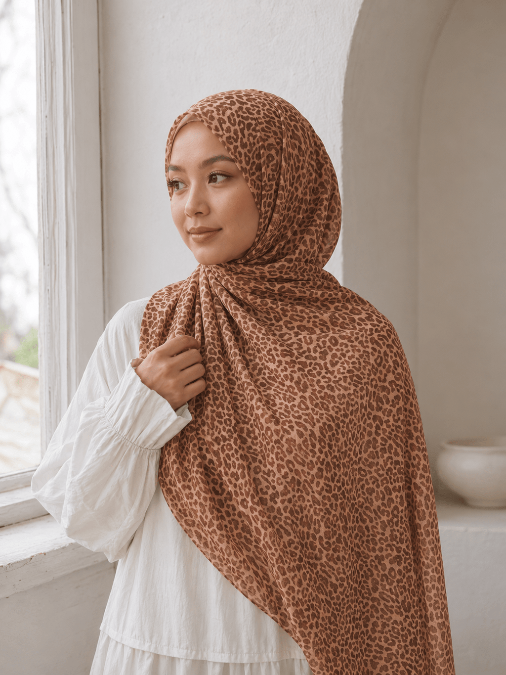 RY435 Soft Leopard Print Jersey Hijab – Mercerized Cotton Scarf - Raya